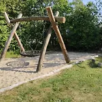 Prázdninový dům 4 Person In *