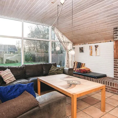 4 Person In 펜션 Hemmet